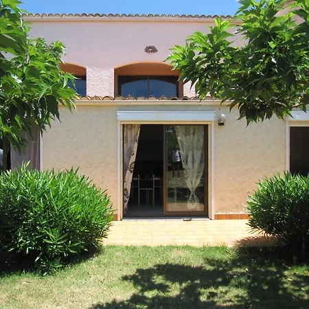 Les Bell'ombres Aparthotel *